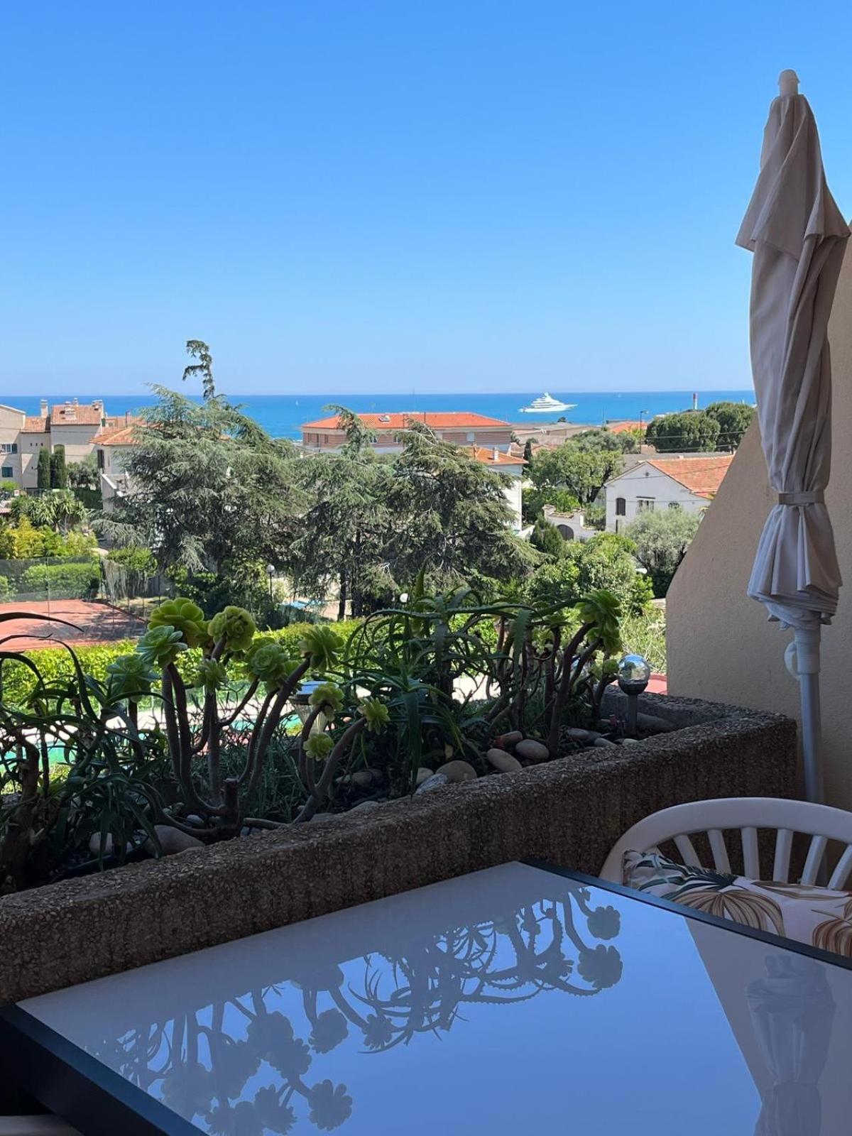 Antibes Secured Parc Velusine With Private Parking, Terrace, Pools And Tennis Courts. Buitenkant foto